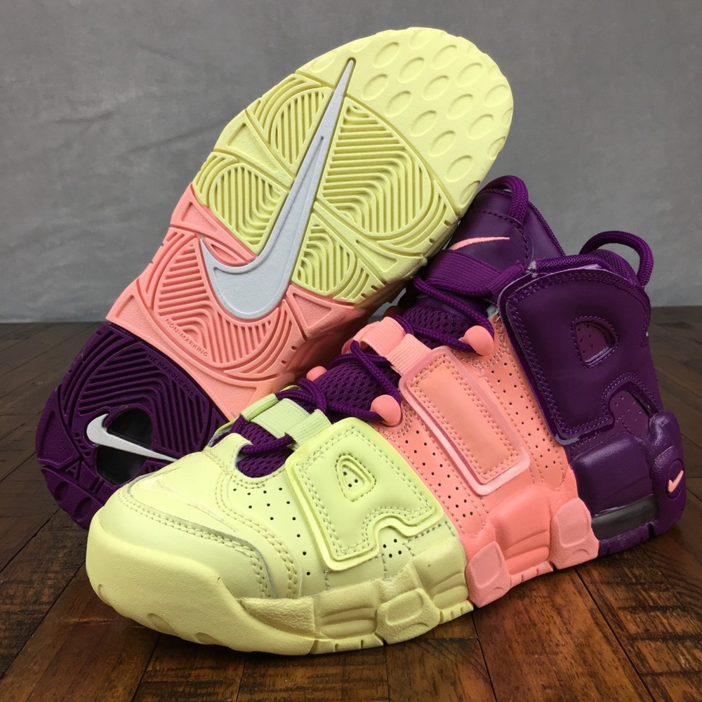 Nike Air More Uptempo Sneakers LUCKY CHARMS AV8237